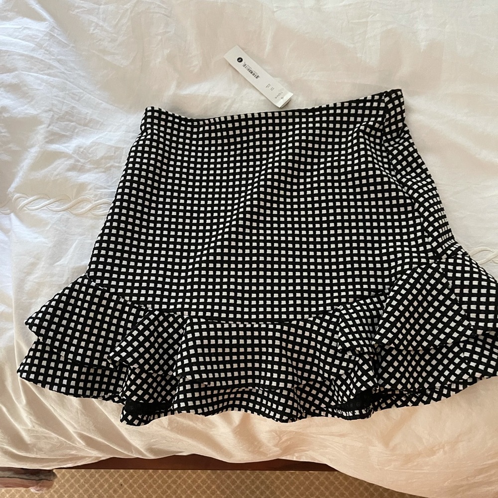 Black and white skirt brand new with tag still attached